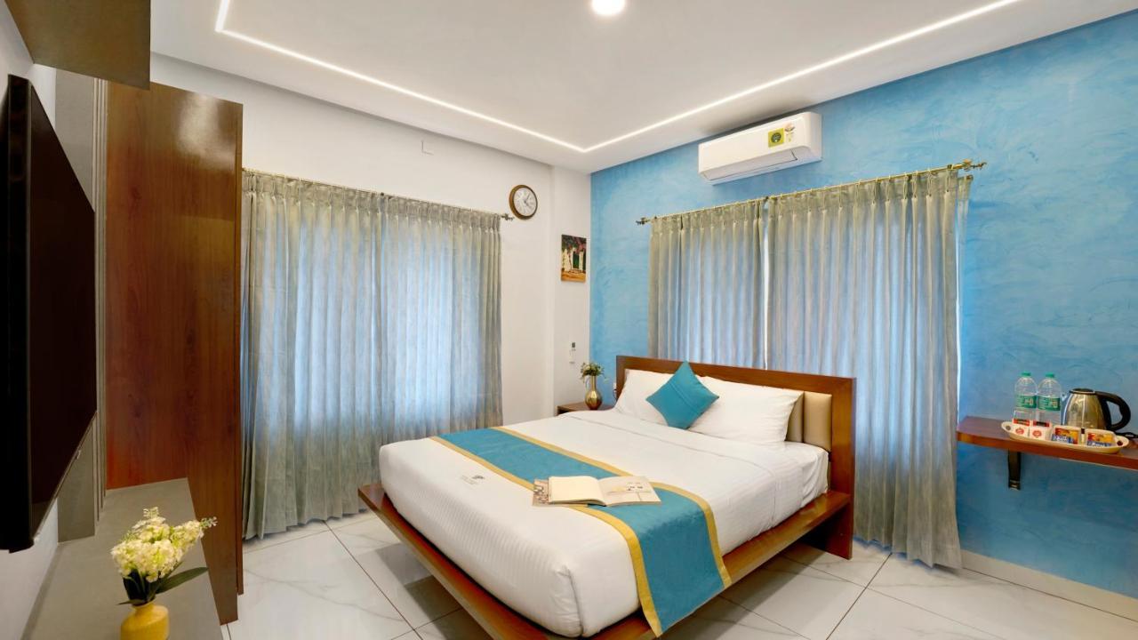 Royal Tusker Luxury Service Apartments Májszúr Kültér fotó